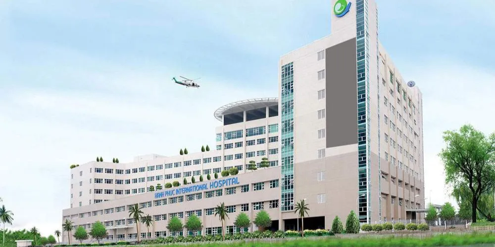 Dán phim cách nhiệt NTECH Silver 15 & Silver Gray cho Bệnh viện quốc tế Hạnh Phúc