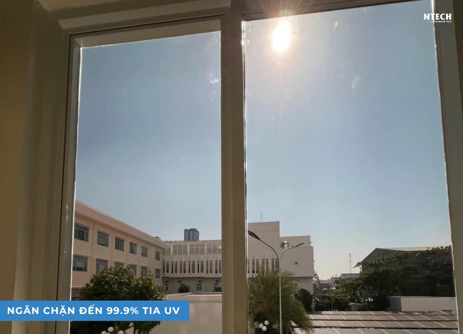 Lá chắn tia UV