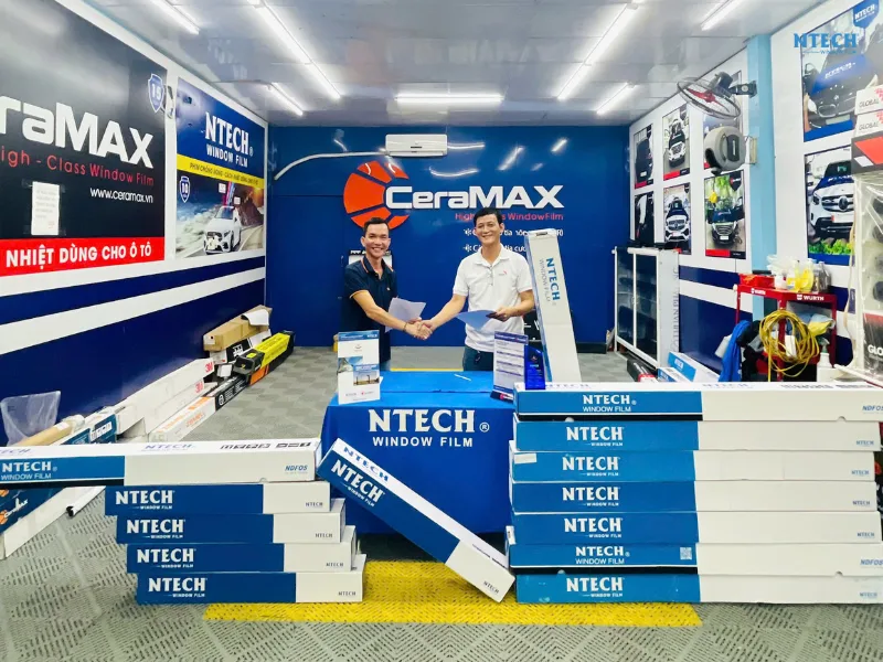 Buổi ký kết đại lý nhà kính tại Quảng Ngãi