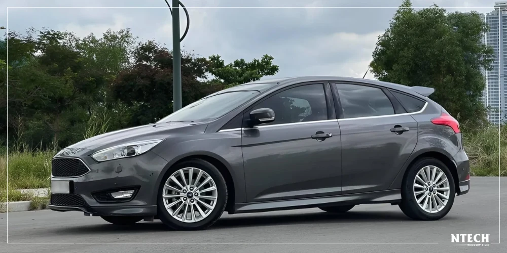 Dán phim cách nhiệt cho xe Ford Focus