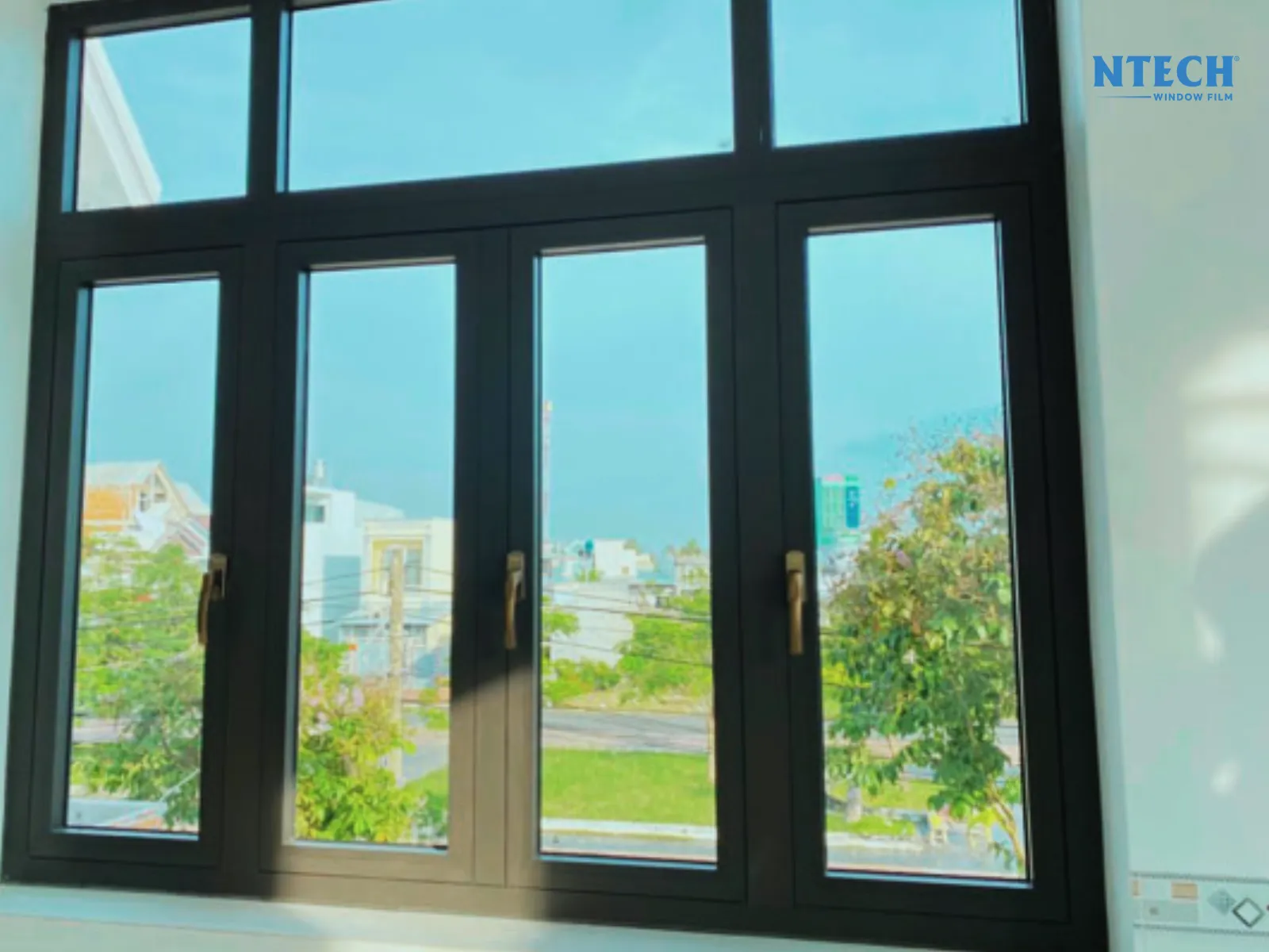 Dán kính chống nắng cửa sổ là gì?