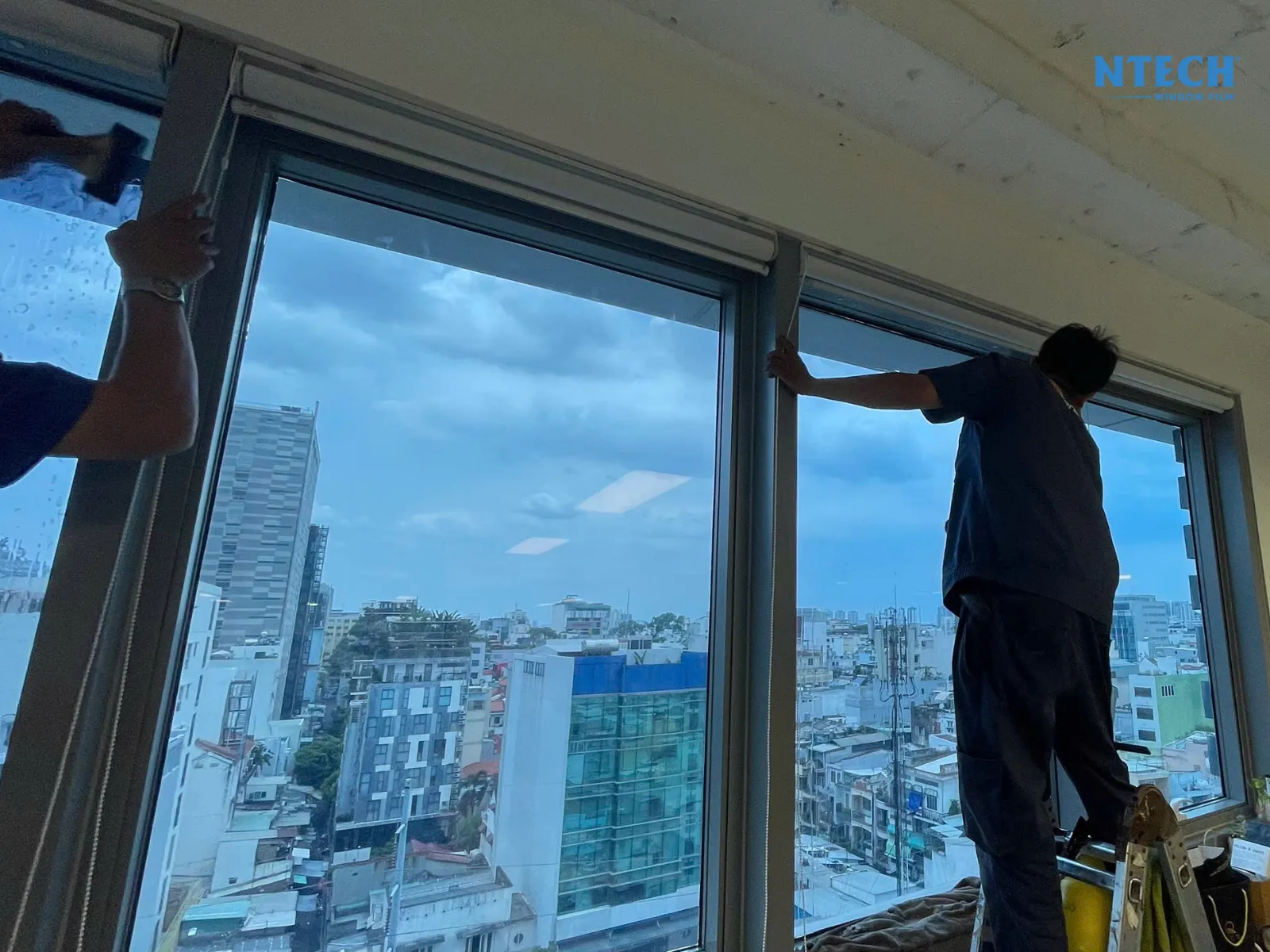 Lợi ích khi dán kính chống nắng cửa sổ tại TPHCM
