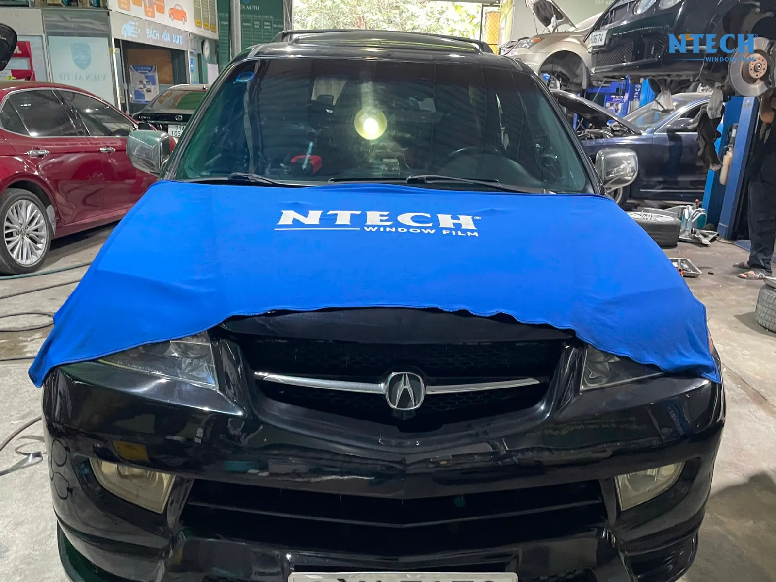 Liên hệ NTECH để trải nghiệm dịch vụ chăm sóc xe sang chuẩn quốc tế