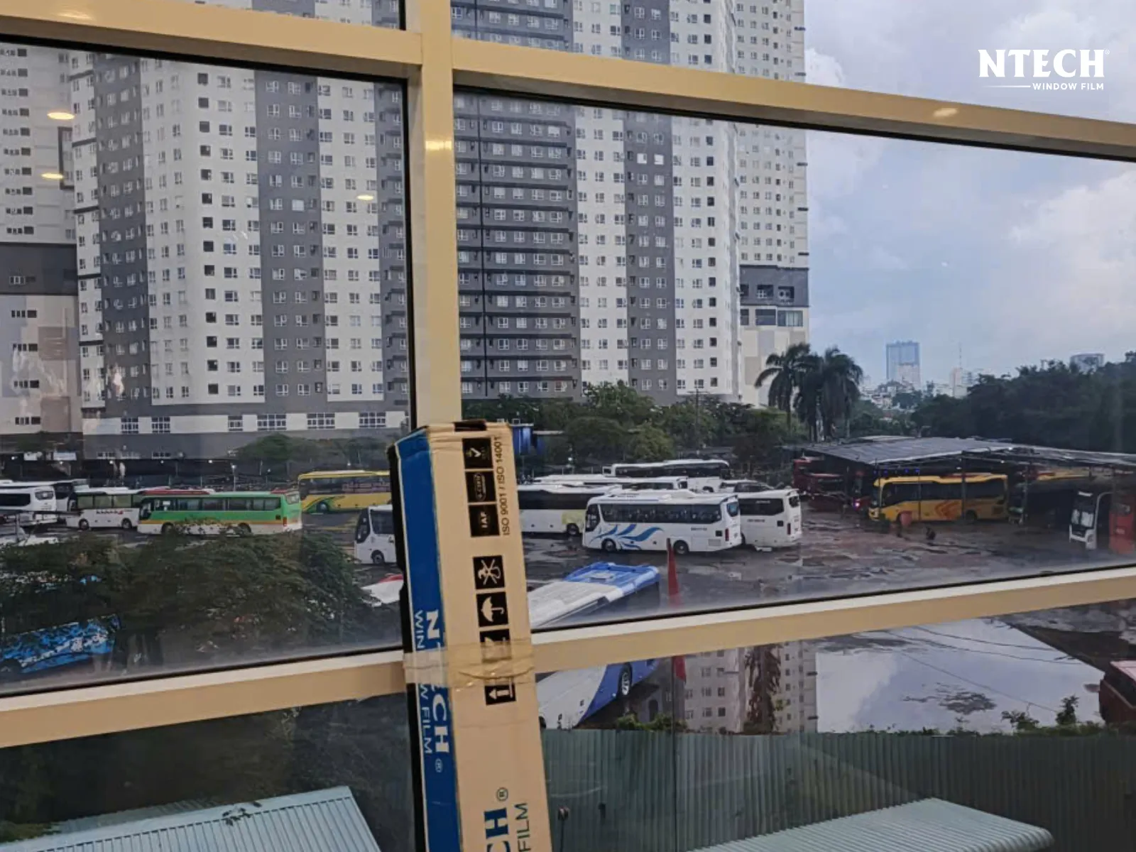 Phân loại 4 nhóm công nghệ dán kiếng chống nắng phổ biến | Thương hiệu và top miếng dán kiếng chống nắng từ thấp đến tốt nhất